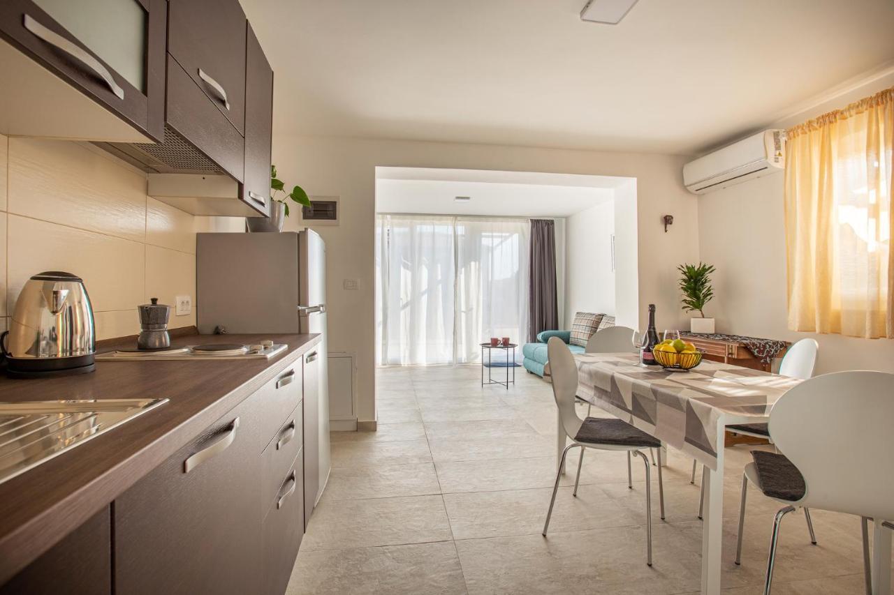 Apartaments Punta Relax 乌马格 外观 照片