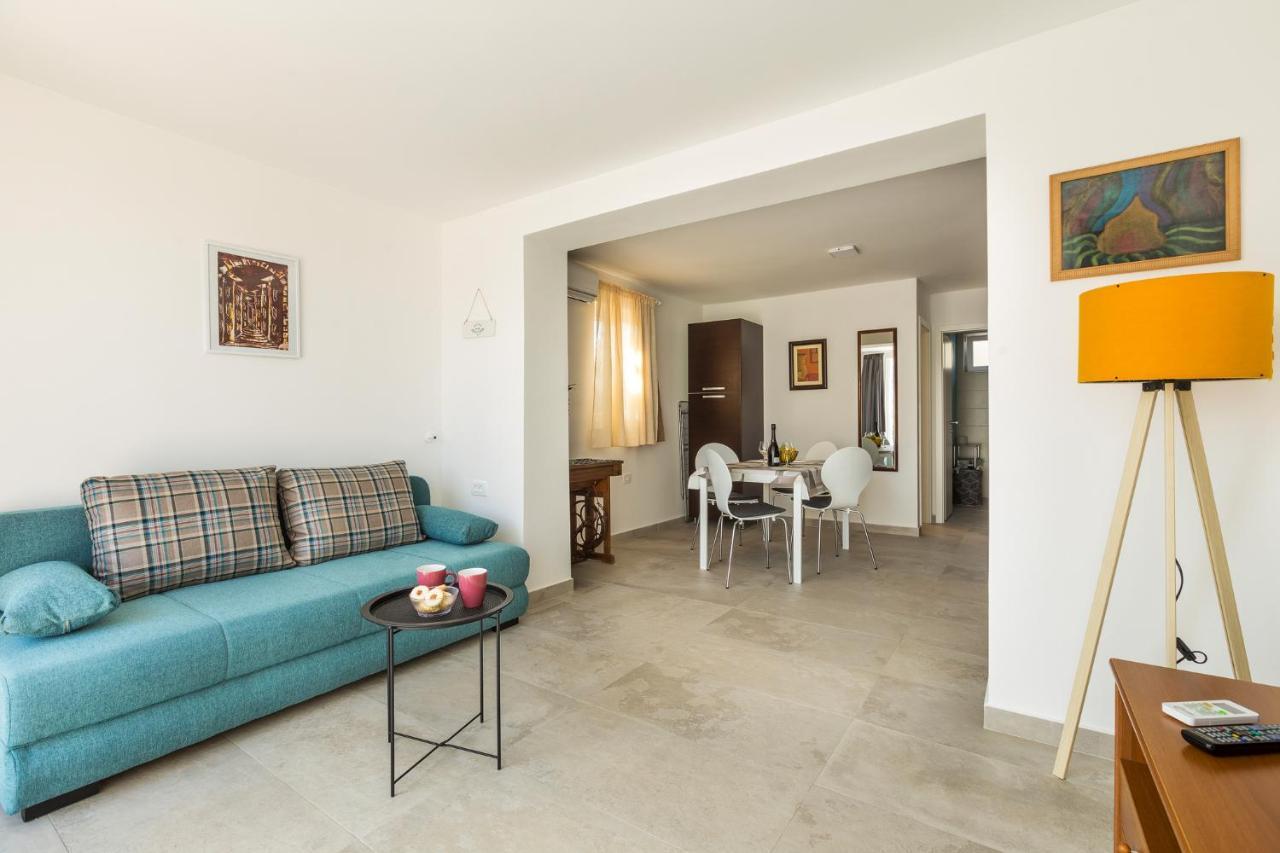 Apartaments Punta Relax 乌马格 外观 照片