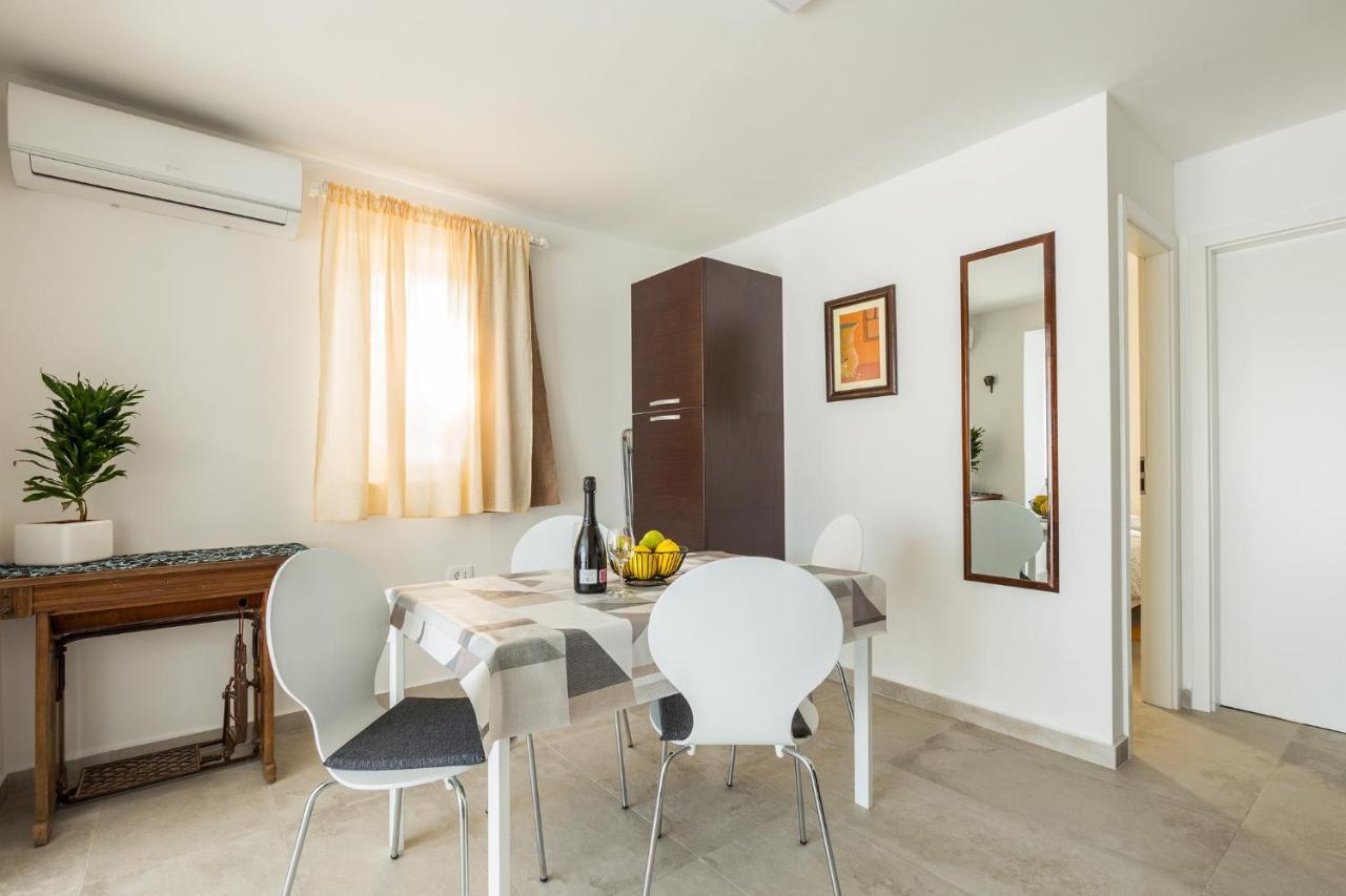 Apartaments Punta Relax 乌马格 外观 照片